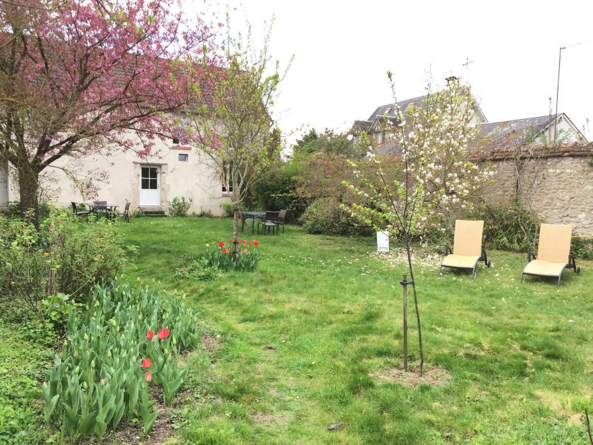 Bed and Breakfast Le Clos Tilia Cléry-Saint-André Exterior foto